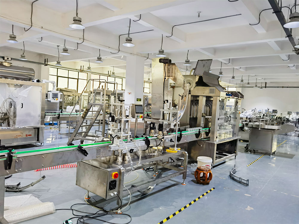 鸡肉丝自动灌装机厂家实景案例(图3) 鸡肉丝自动灌装机厂家实景案例(图3)