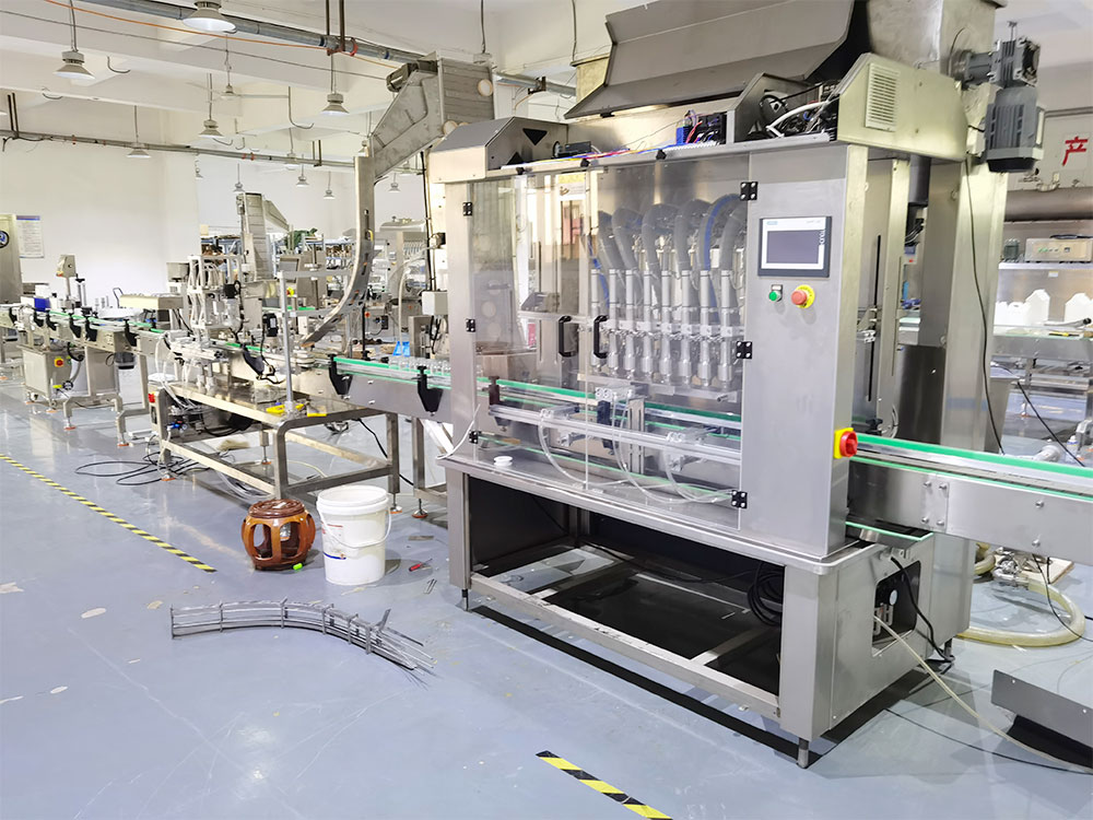 鸡肉丝自动灌装机厂家实景案例(图4) 鸡肉丝自动灌装机厂家实景案例(图4)