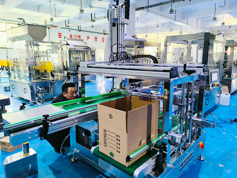 全自动装箱机-封箱码垛一体机(图1)